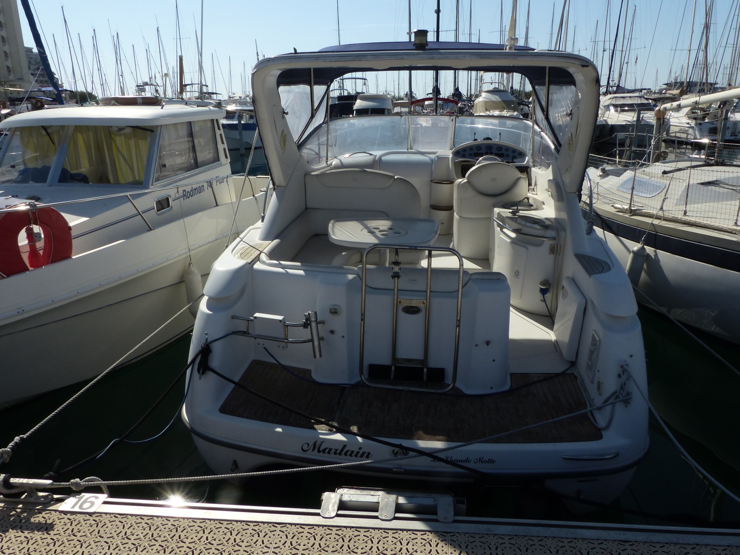 slider 2 Sessa Marine Oyster 30